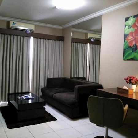 Great Western Hotel & Resort Serpong - ทังเกอรัง ภายนอก รูปภาพ