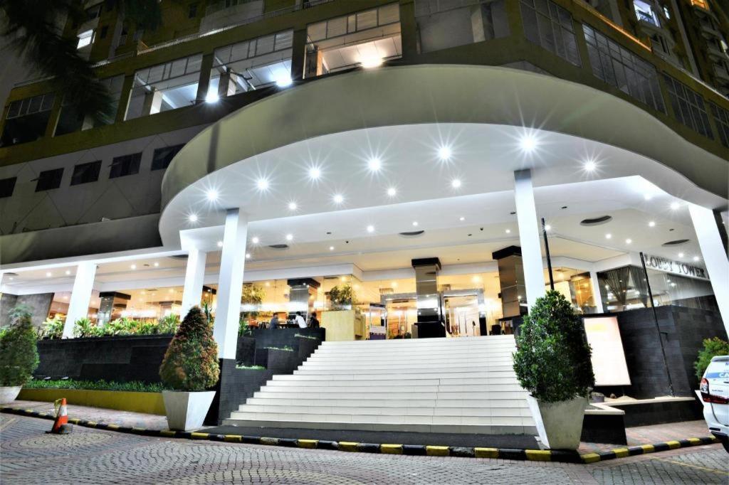 Great Western Hotel & Resort Serpong - ทังเกอรัง ภายนอก รูปภาพ