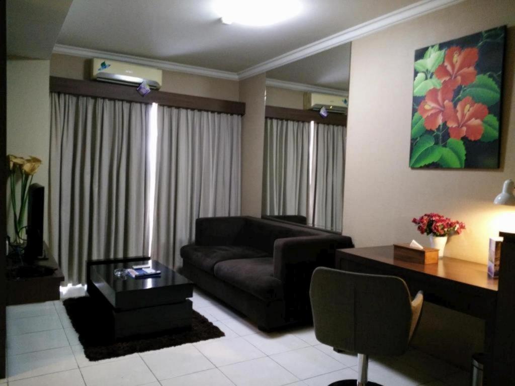 Great Western Hotel & Resort Serpong - ทังเกอรัง ภายนอก รูปภาพ
