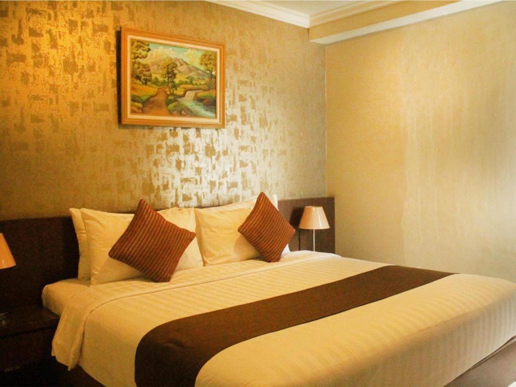 Great Western Hotel & Resort Serpong - ทังเกอรัง ภายนอก รูปภาพ