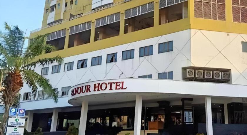 Great Western Hotel & Resort Serpong - ทังเกอรัง ภายนอก รูปภาพ