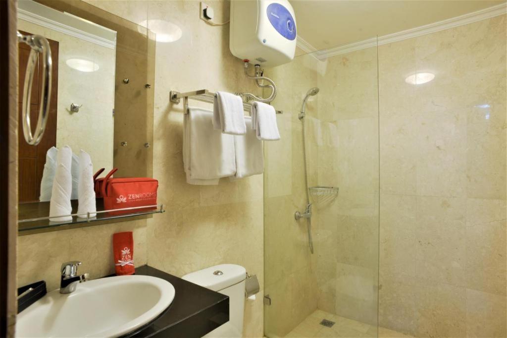 Great Western Hotel & Resort Serpong - ทังเกอรัง ภายนอก รูปภาพ