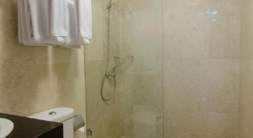 Great Western Hotel & Resort Serpong - ทังเกอรัง ภายนอก รูปภาพ