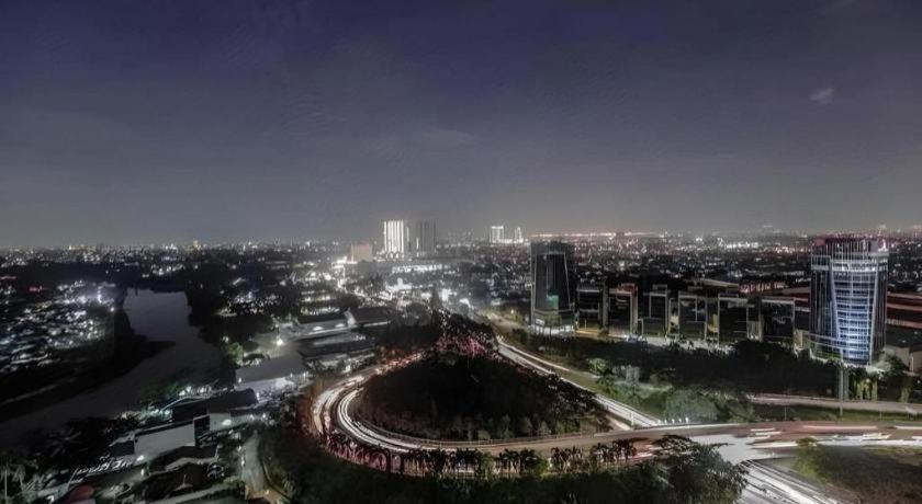 Great Western Hotel & Resort Serpong - ทังเกอรัง ภายนอก รูปภาพ